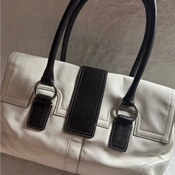 Coach Soho Buckle Flap Satchel Bag + Matching Wallet Leather Authentic - Picture 3 of 10